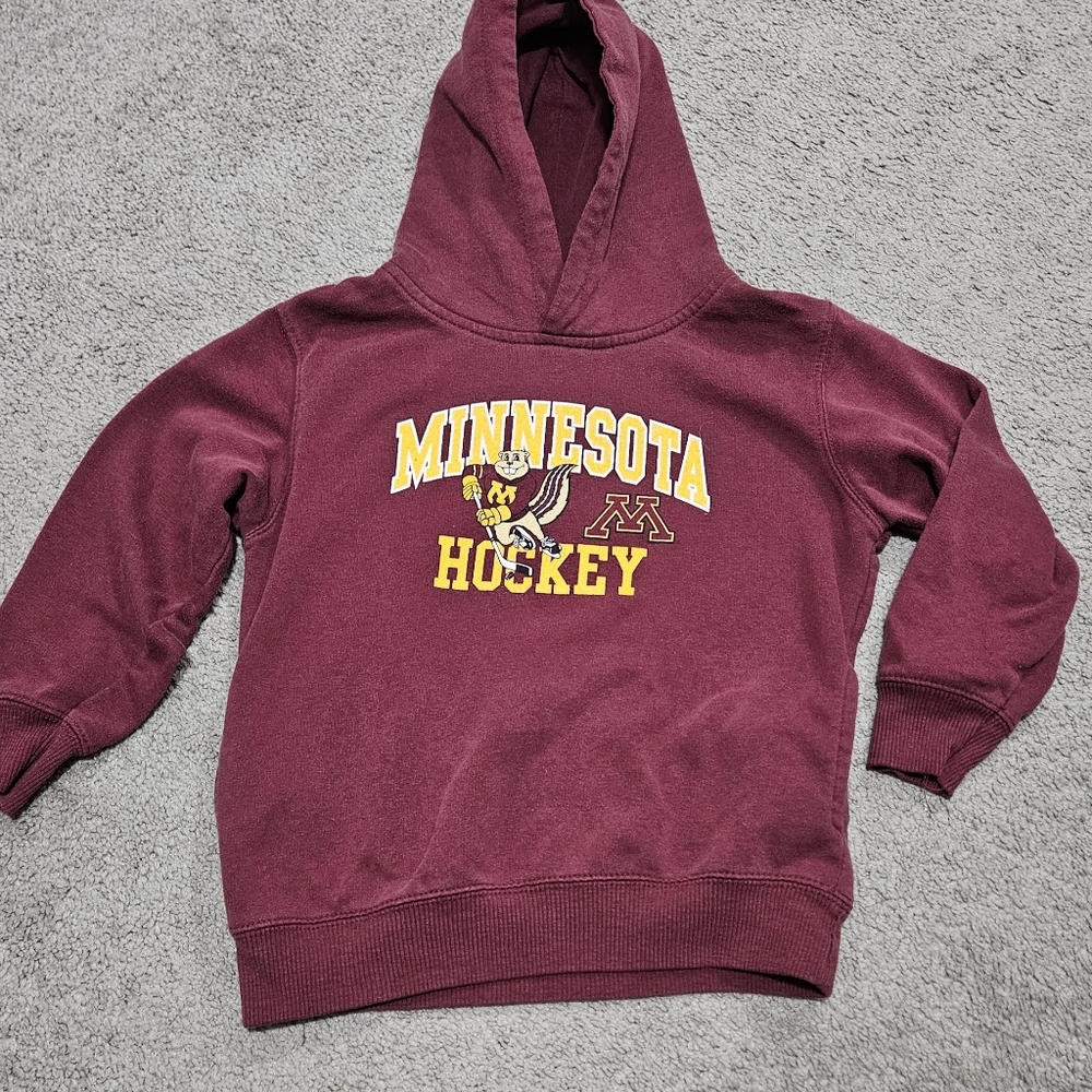 Kids University of Minnesota Gophers Hockey Sweatshirt. Size 5/6.